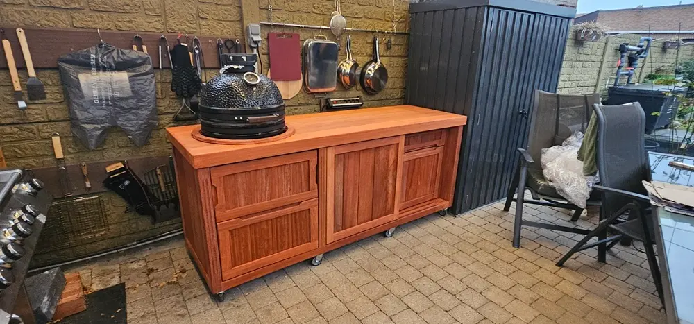 Buitenkeuken in padouk